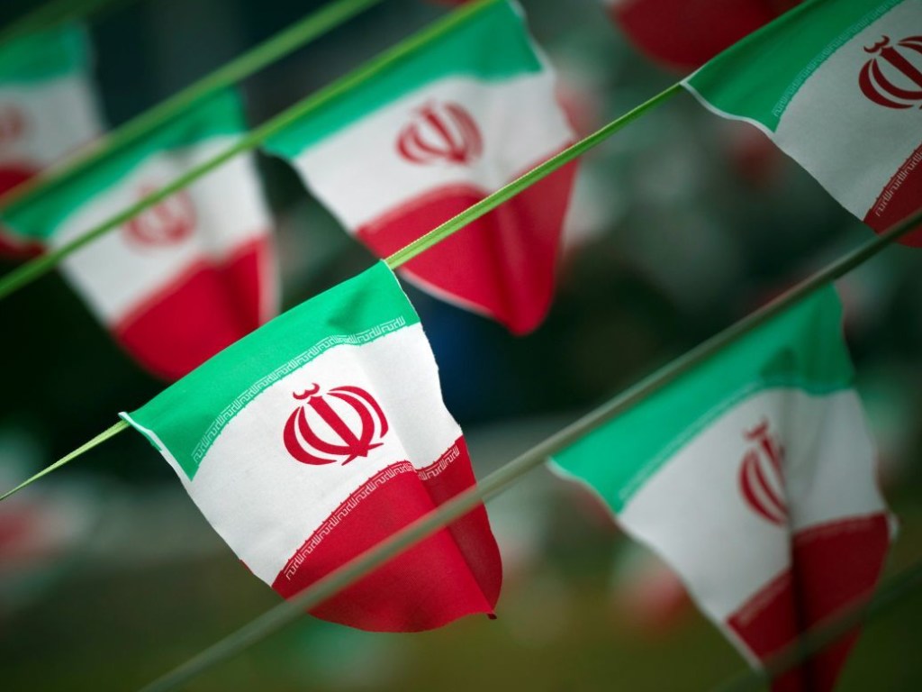 Белый Дом продлил санкции против Ирана