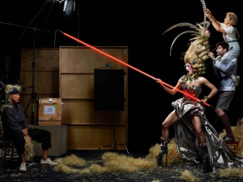 Леди Гага снялась для V Magazine в неожиданных образах (ФОТО)