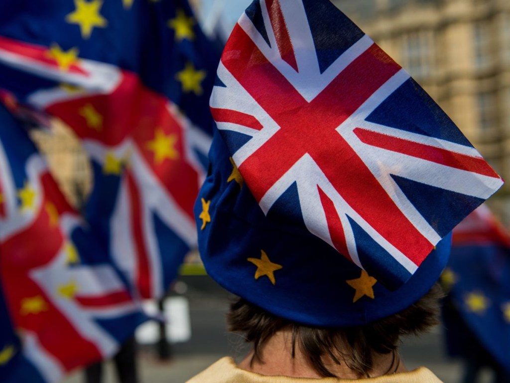 Парламент Великобритании проголосовал за отсрочку выхода из ЕС до 30 июня