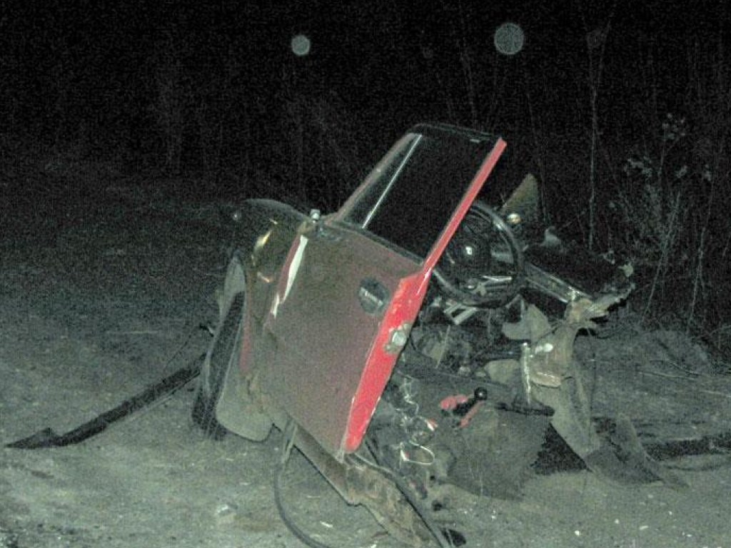 В Полтавской области столкнулись ВАЗ и Mazda, погиб мужчина (ФОТО)
