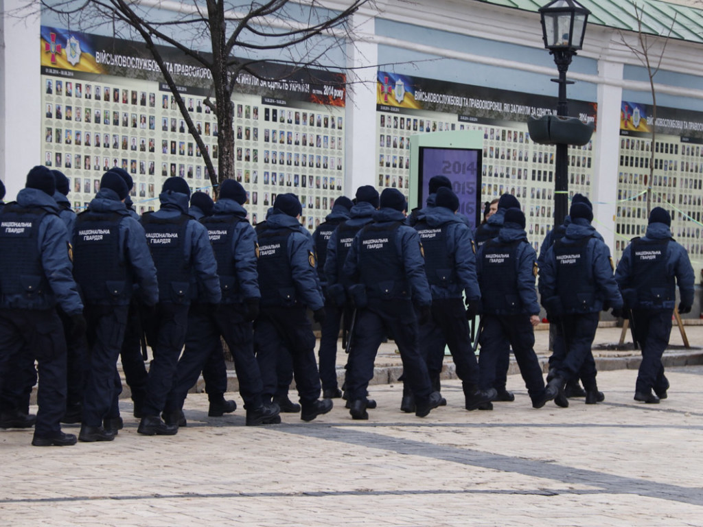 В центр Киева стягивают силовиков (ФОТО)