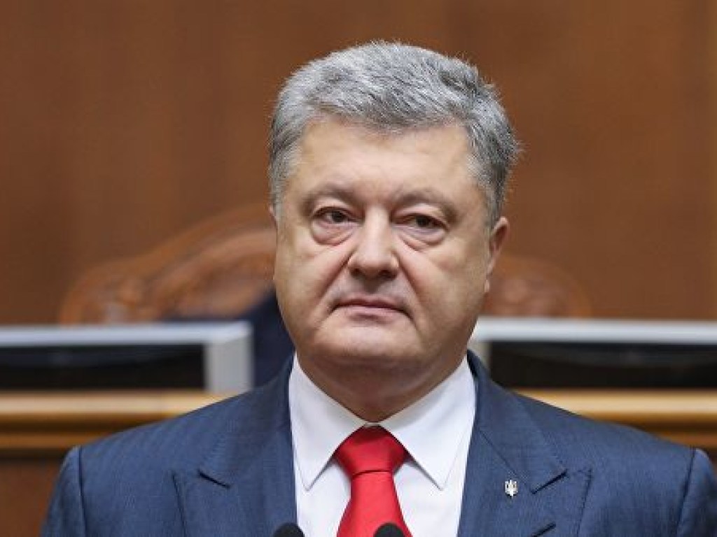 Последнее заявление Порошенко о возврате Крыма дезориентирует украинцев – политолог
