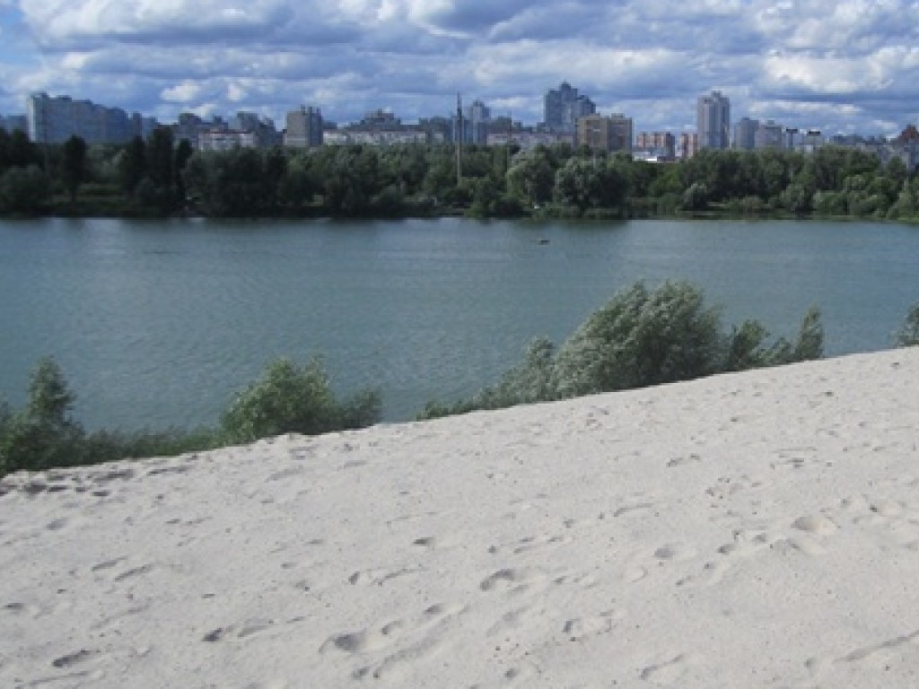 В Николаевской области в реке нашли тело 15-летнего студента