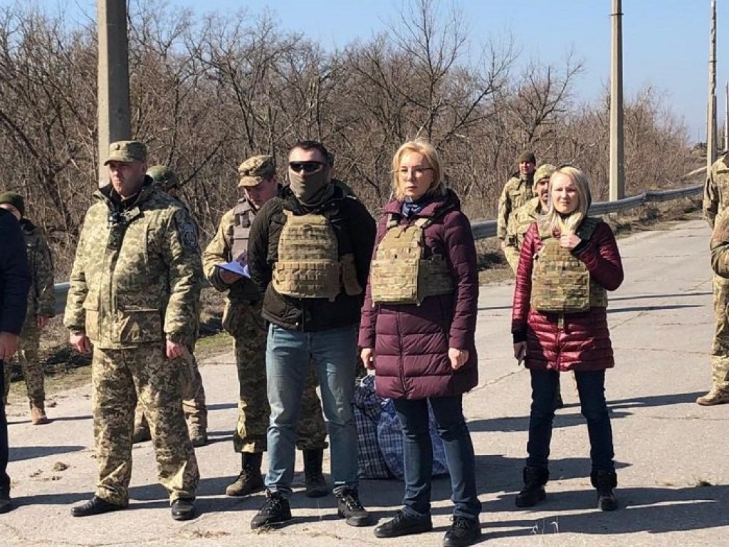 Украина забрала из ОРЛО 60 заключенных – Денисова (ФОТО)