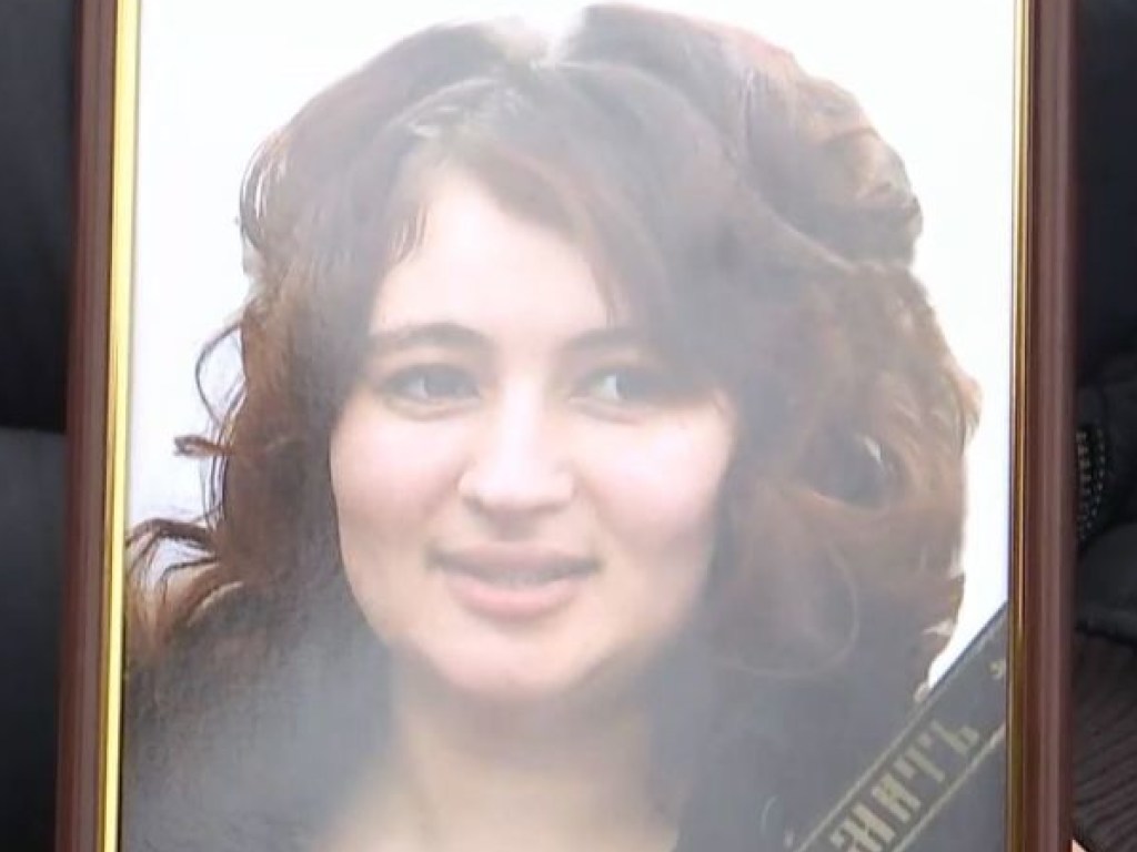 Под Киевом в реанимации скончалась 26-летняя многодетная дочь погибшего атошника (ВИДЕО)