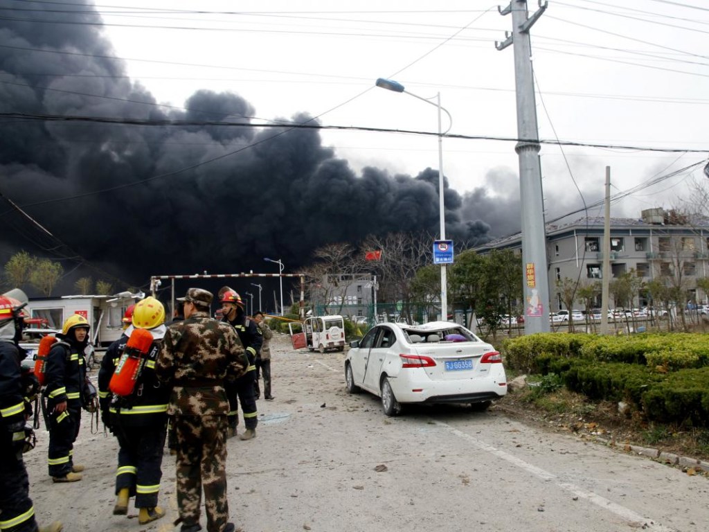 Взрыв на заводе в Китае: число жертв возросло до 47