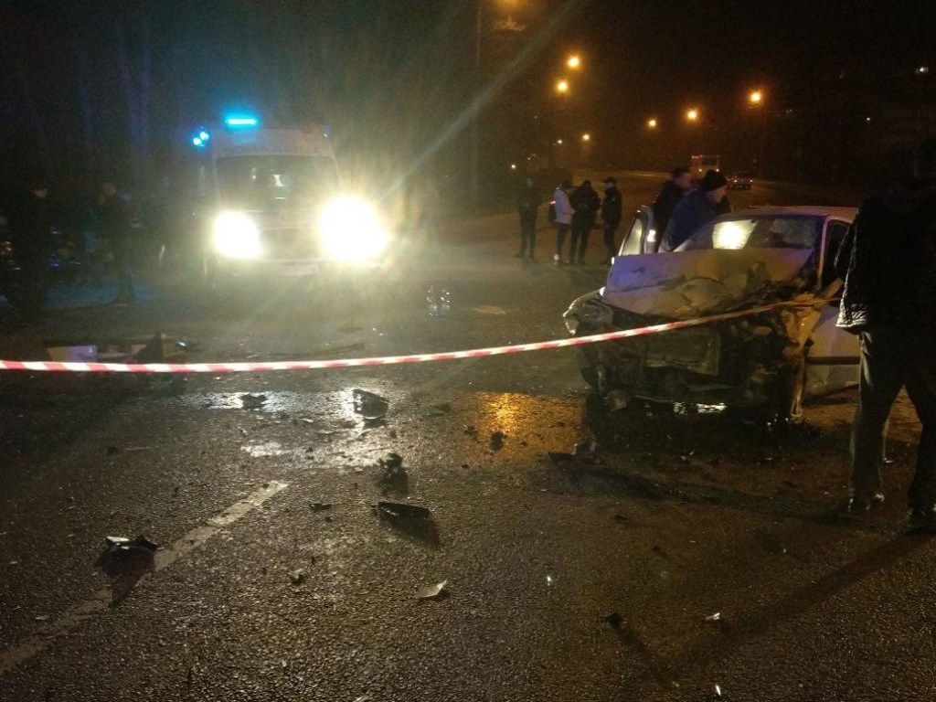 В жутком ДТП во Львове пострадали шесть человек (ФОТО)