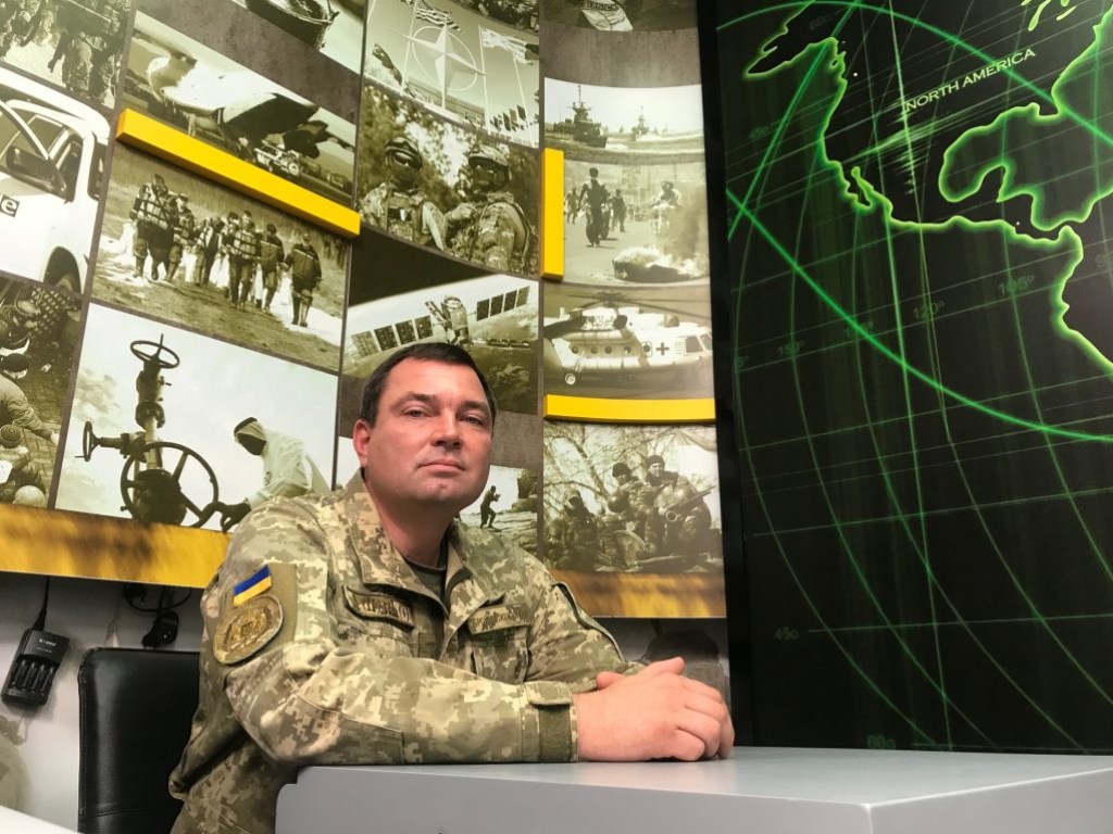 Экс-разведчик жестко раскритиковал работу Гриценко министром обороны