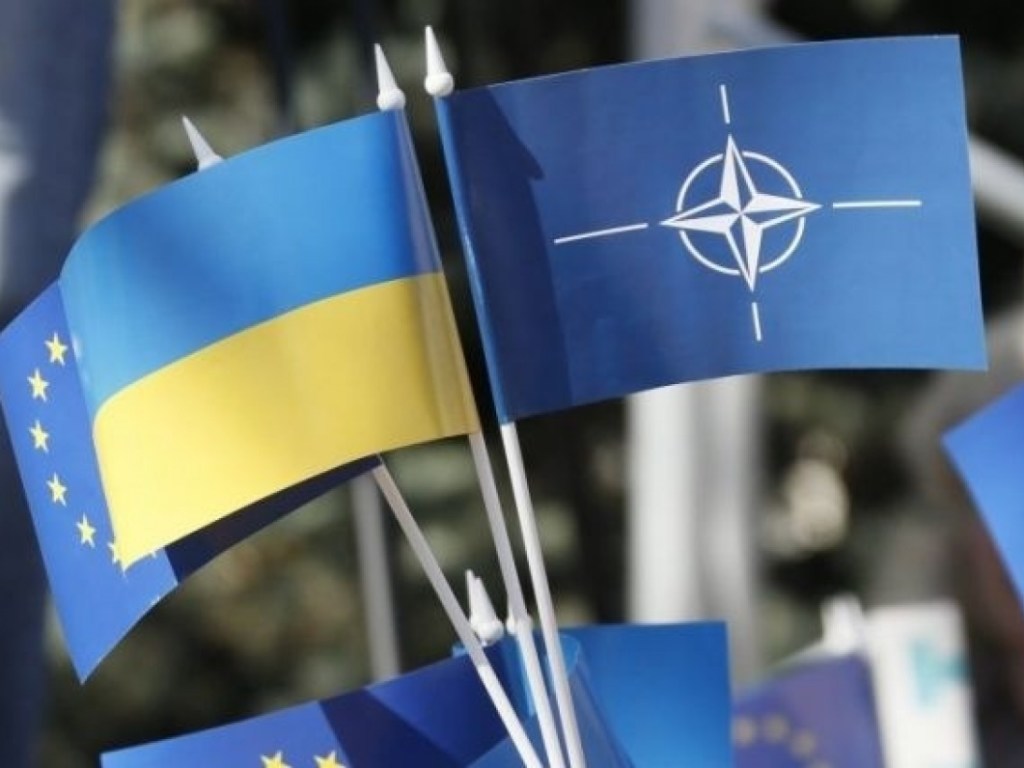 Украина не вступит в НАТО, если Порошенко пройдет на второй президентский срок &#8212; эксперт