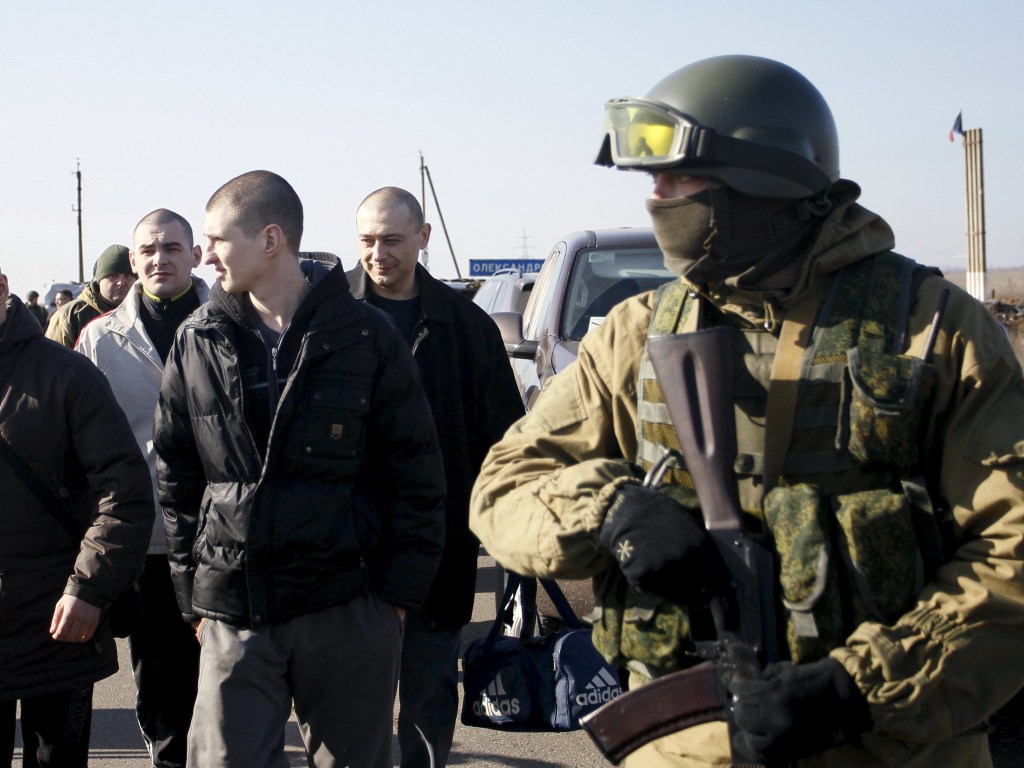 Киев хочет провести обмен заложниками по формуле «25 на 25»