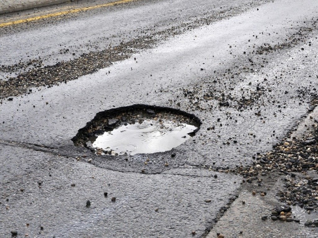 Для украинцев создали веб-сайт для отслеживания расходов государства на ремонт дорог