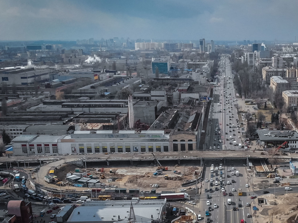 Как разбирают Шулявский мост в Киеве: появились фото