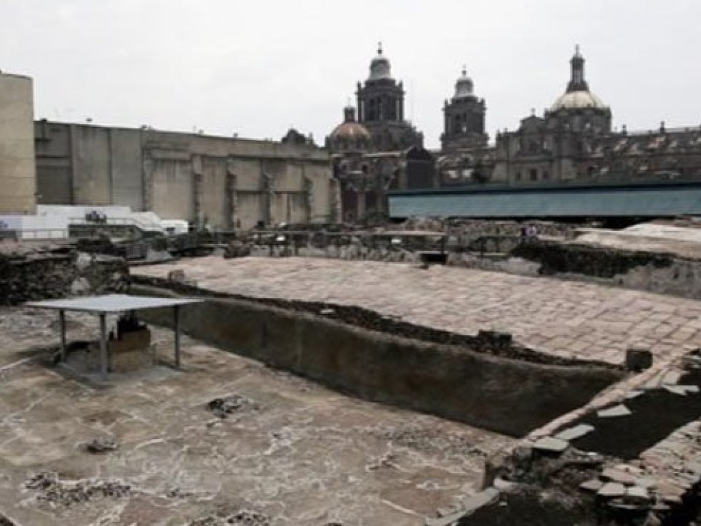 В Мехико археологи нашли останки принесенного в жертву мальчика (ФОТО, ВИДЕО)