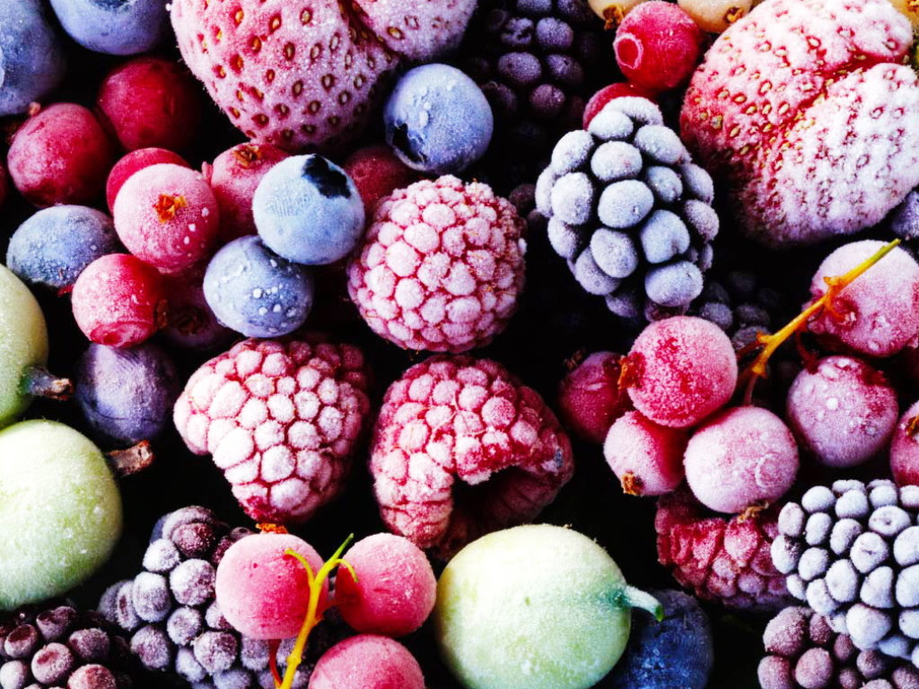 Ранней весной замороженные ягоды и фрукты полезнее свежих &#8212; врач