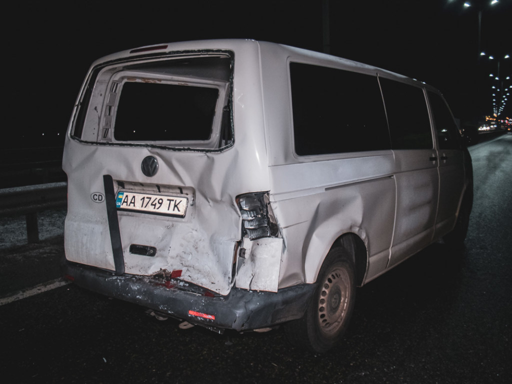 Массовое ДТП под Киевом: в полиции уточнили число пострадавших