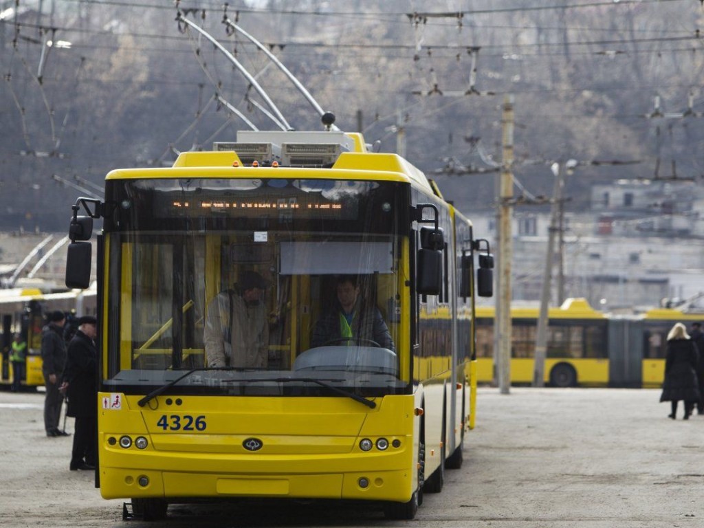 Из-за «Французской весны» в Киеве изменят движение транспорта
