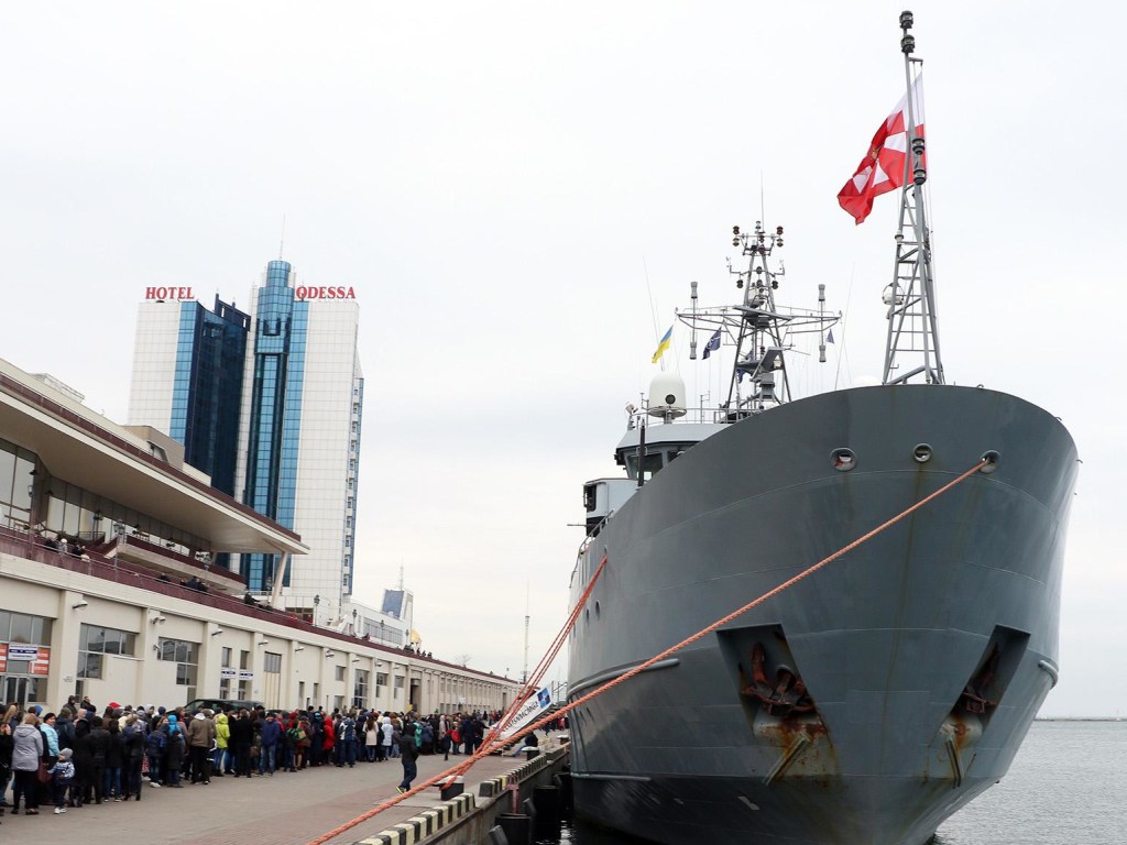 Эксперт: Прибытие в Одессу кораблей НАТО &#8212; демонстрация поддержки прозападного кандидата в Президенты Украины