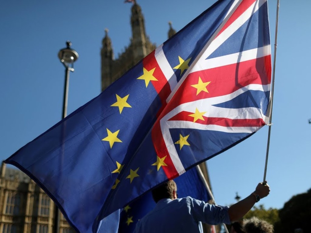 Британский парламент третий раз подряд проголосовал против выхода из Евросоюза