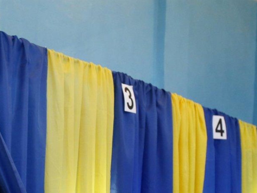 На Херсонщине избирательный участок открылся без бюллетеней