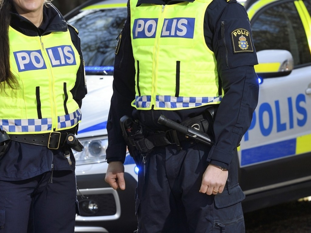 В Швеции полицейский арестовал преступника в сауне