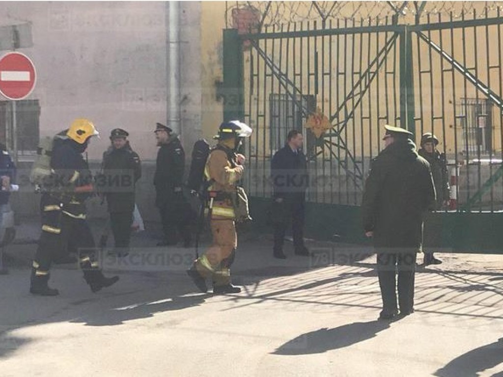 В военной академии в Санкт-Петербурге взорвалась мина (ВИДЕО)