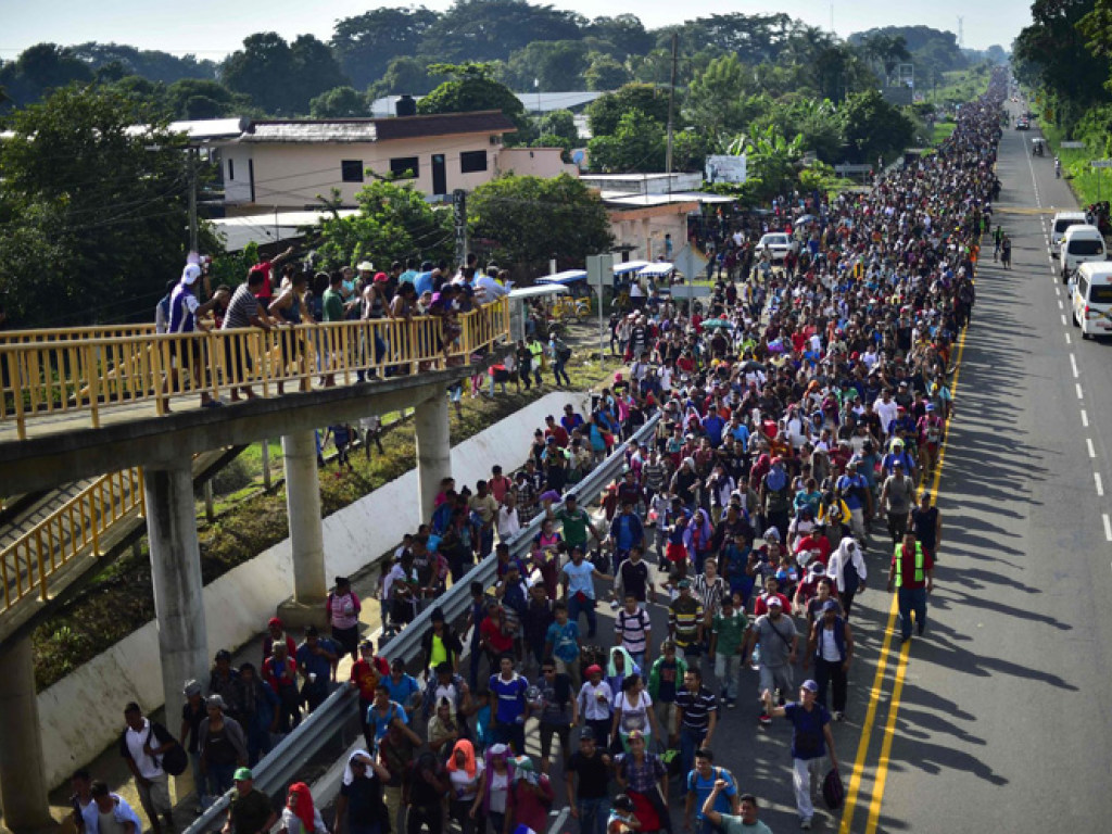 Если Мексика перестанет сдерживать «караваны мигрантов», США захлебнутся в потоке беженцев из Центральной Америки – эксперт