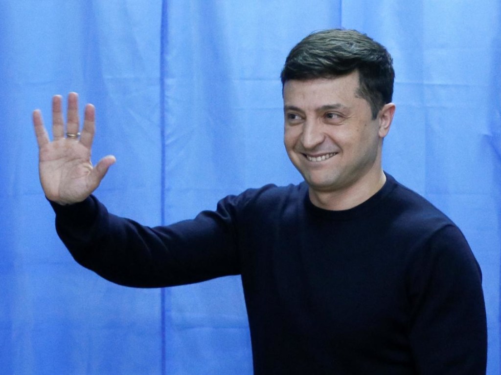 Зеленский из критика Порошенко превратился в его советника &#8212; политолог