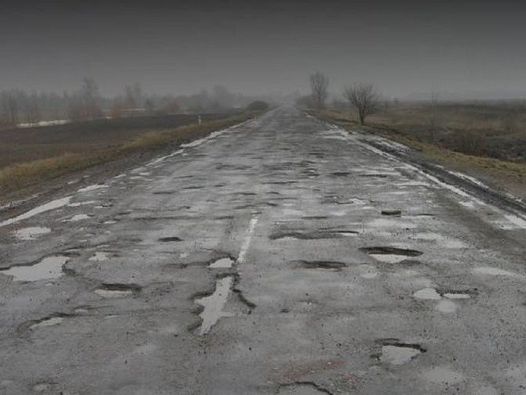 В «Укравтодоре» назвали самые «убитые» дороги Украины