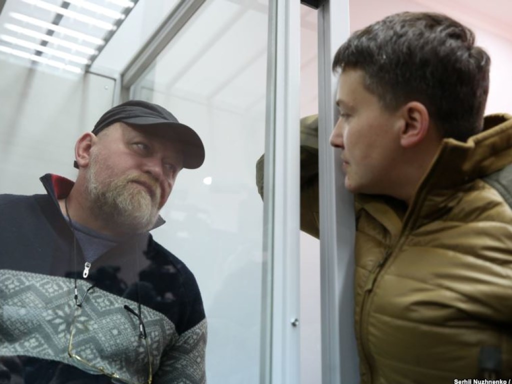 Дело Савченко и Рубана перенесли в Дарницкий суд (ФОТО)