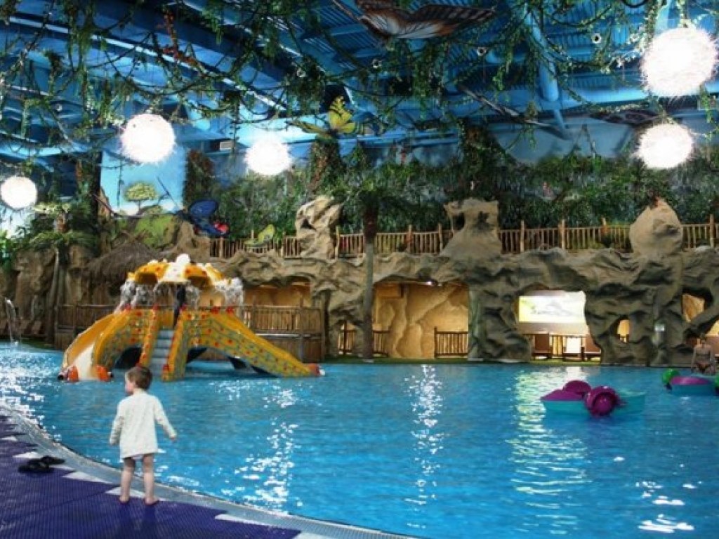В Киеве закрывают аквапарк в ТРЦ Dream Town