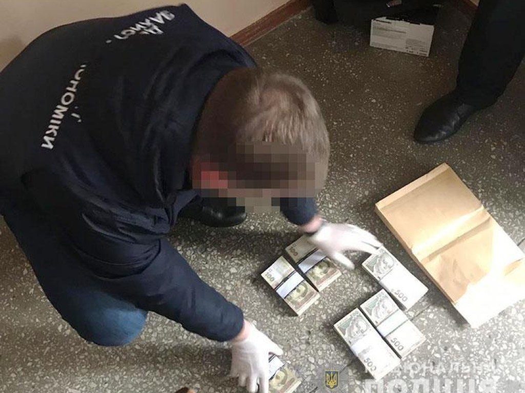 В Винницкой области чиновник из ОГА погорел на взятке в 180 тысяч гривен (ФОТО)