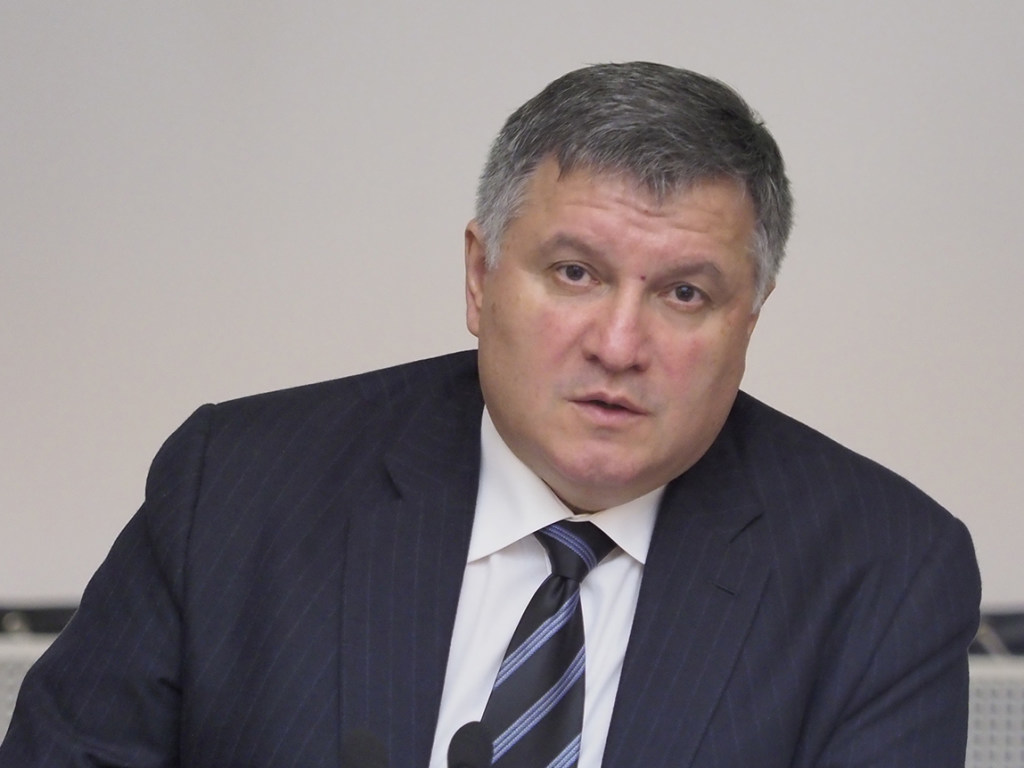 Скандальная отставка губернаторов: Аваков пошел против Порошенко