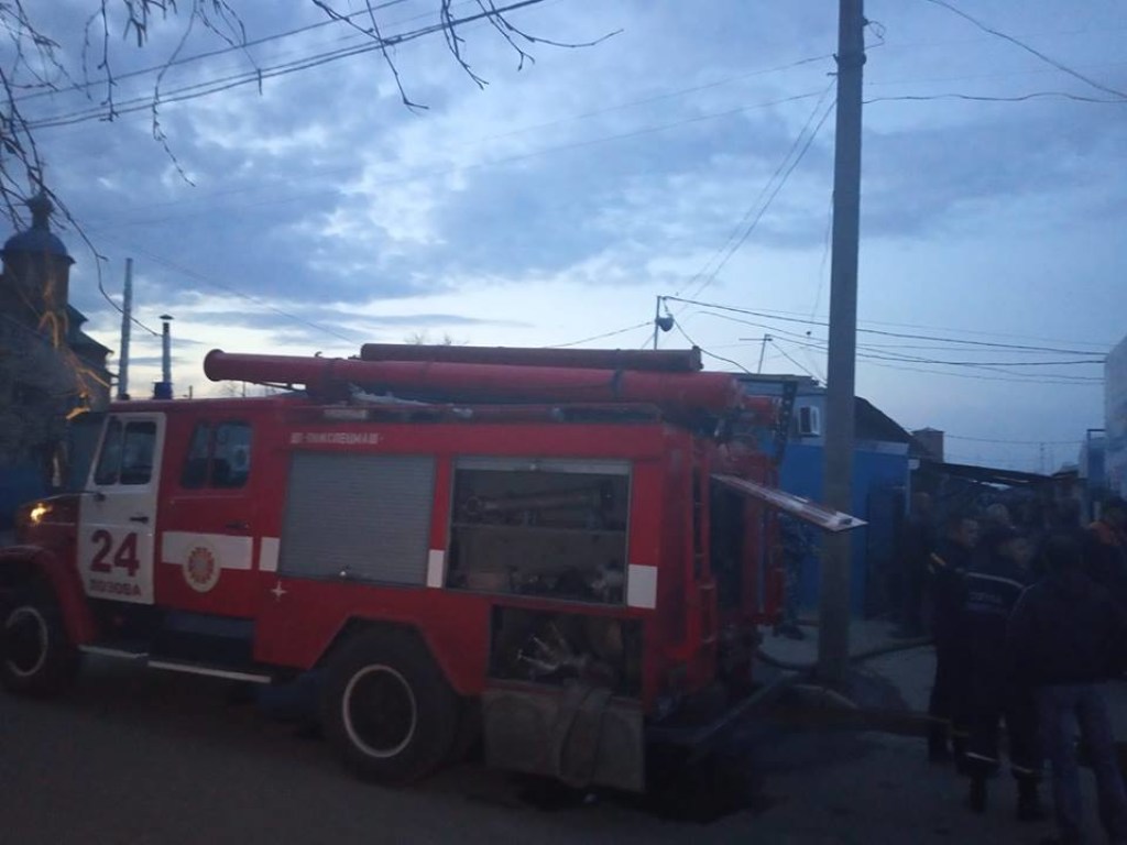 Под Харьковом произошел масштабный пожар на Центральном рынке
