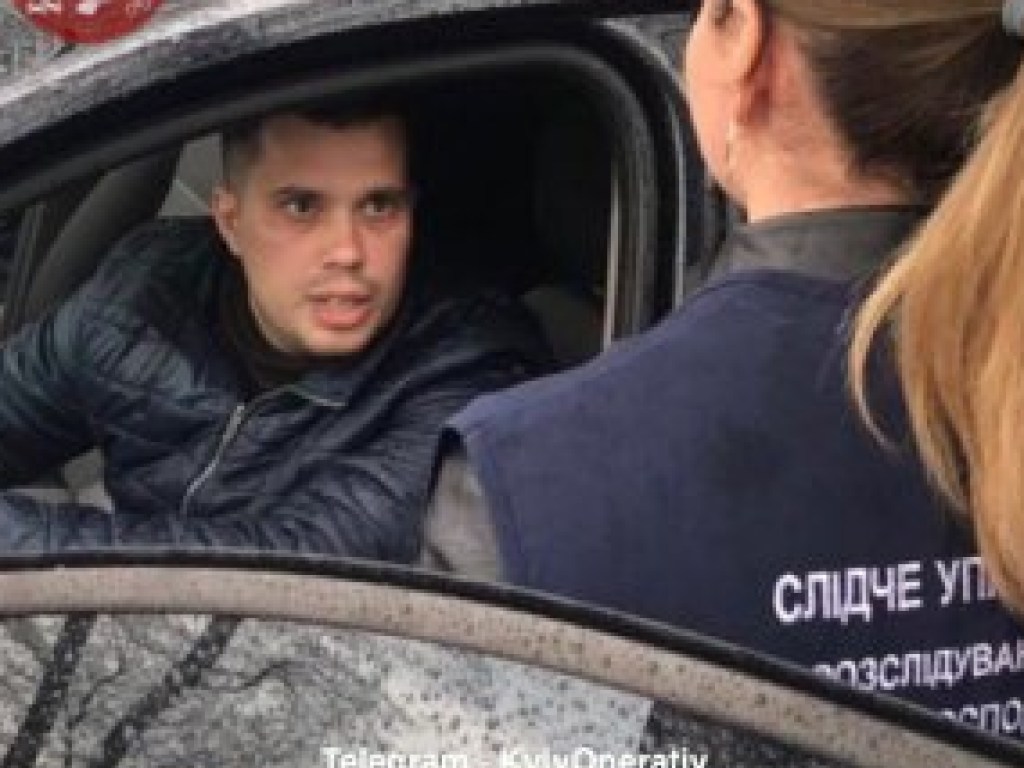 В Киеве на взятке задержали чиновника коммунального предприятия