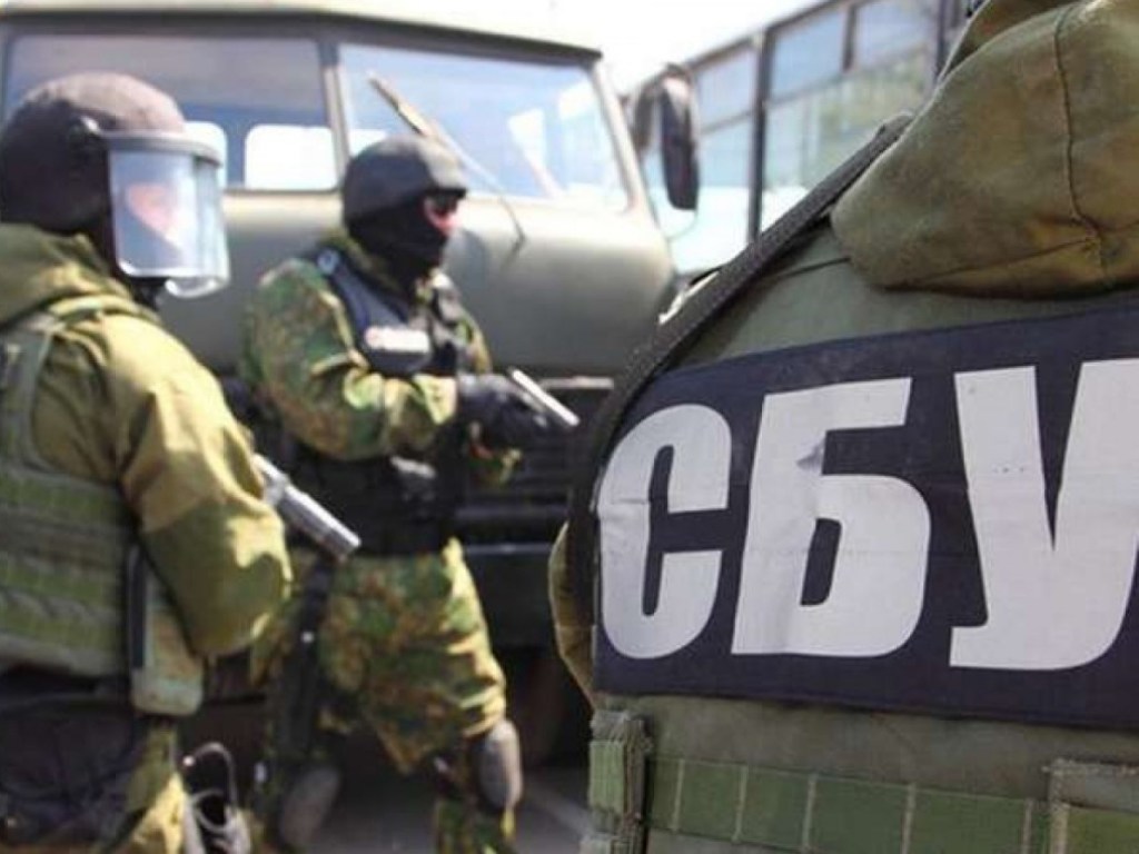 Как работает спецназ: в Украине задержали 32 участников наркогруппировки (ВИДЕО)