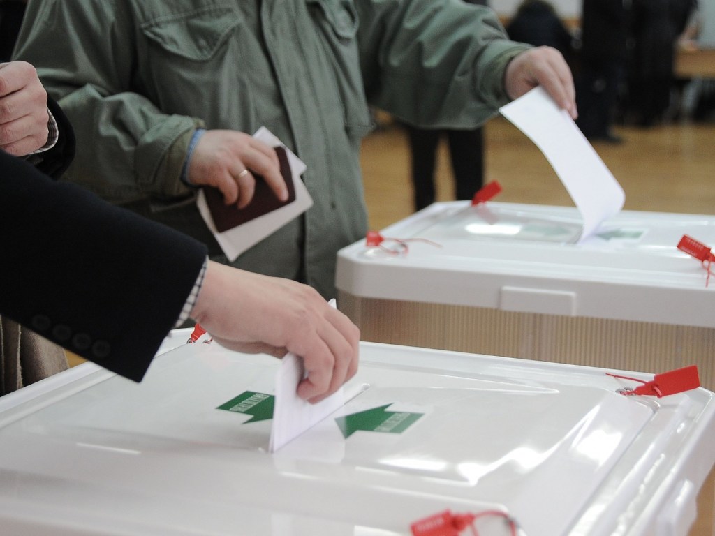Выборы-2018: место голосования сменили уже более 200 тысяч украинцев