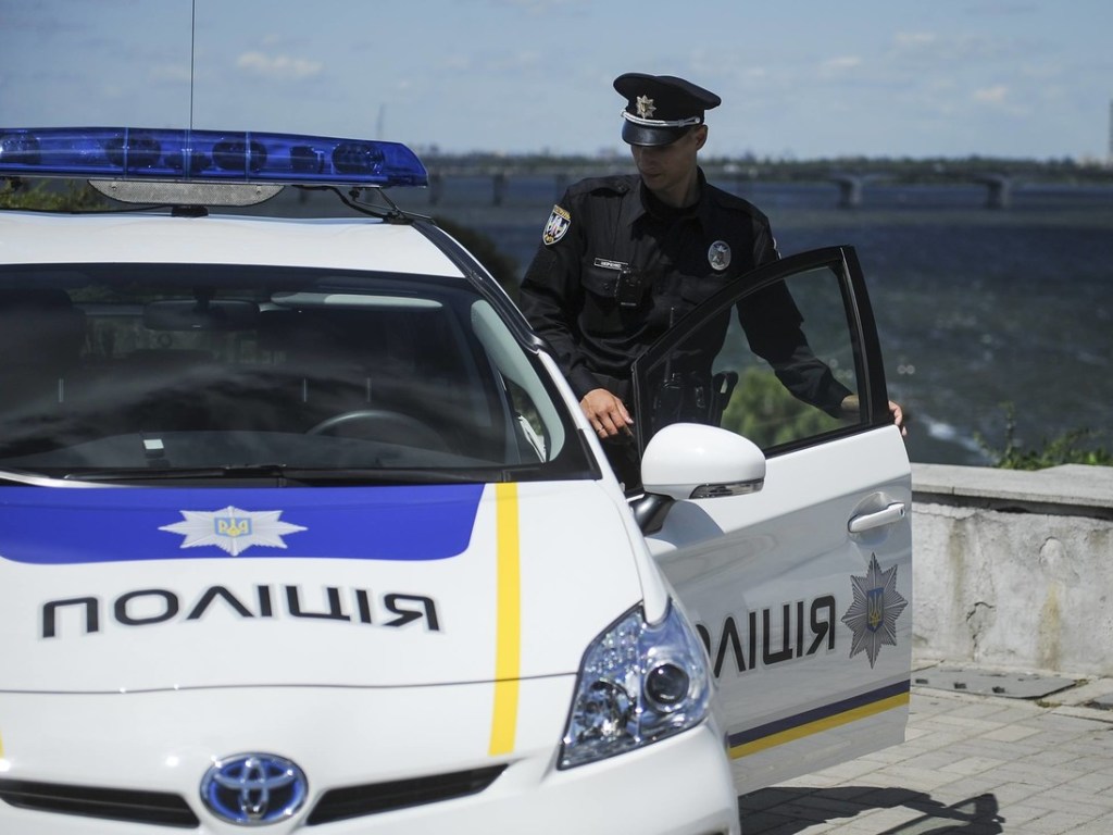 Неизвестные на черном Lexus похитили человека в Святошинском районе столицы