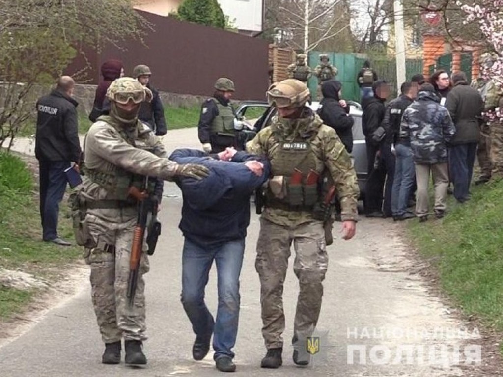 Спецназовцы провели операцию по задержанию подозреваемых в убийстве ювелира Киселева (ФОТО, ВИДЕО)