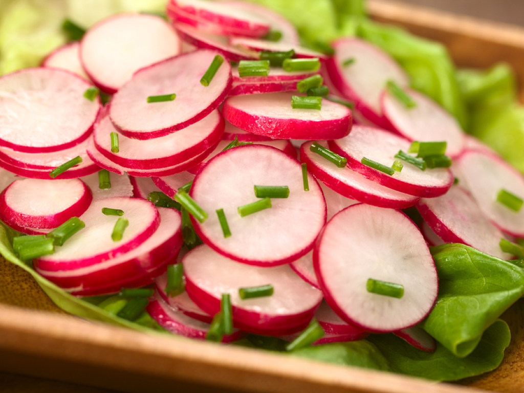 «Осторожно, нитраты!»: салат из одной только редиски может вызвать пищевое отравление &#8212; эксперт