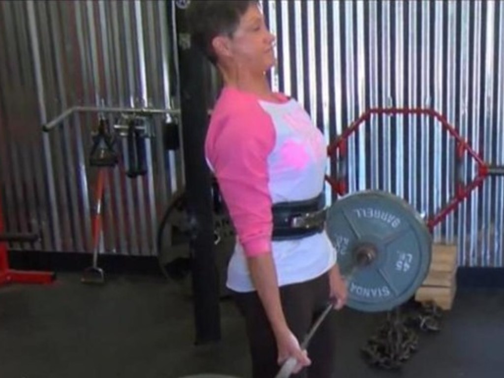 «Мегабабушка»: В США 69-летняя женщина показала рекорд по становой тяге (ФОТО, ВИДЕО)