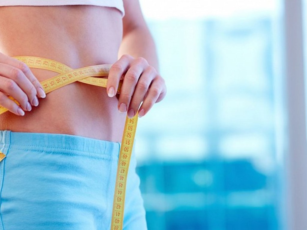 Похудеть без диет и тренировок: ученые поделились простым способом