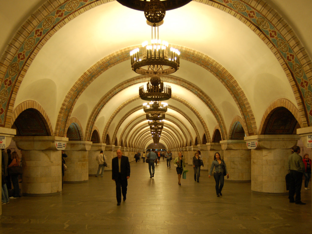 Дебаты кандидатов в президенты: в Киеве закрыли три станции метро