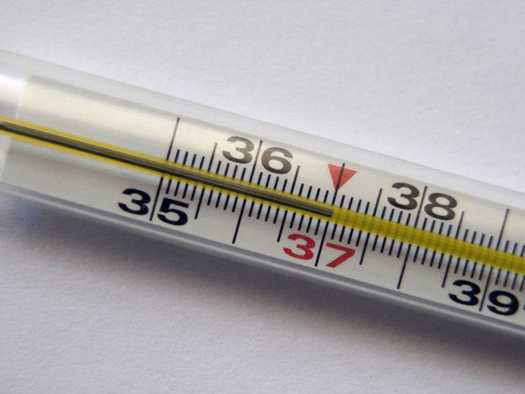 В Минздраве решили, что температура 37,0 уже является нормальной для здорового человека