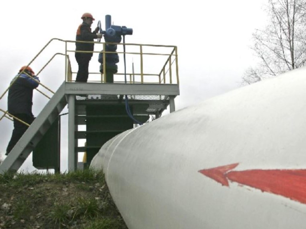 Беларусь временно ограничила транзит нефти из России