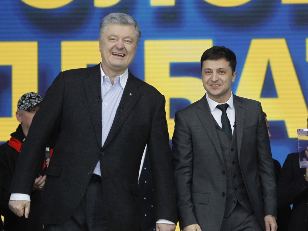 СМИ: Фиаско Порошенко свидетельствует об усталости украинцев от коррупции и бедности в своей стране