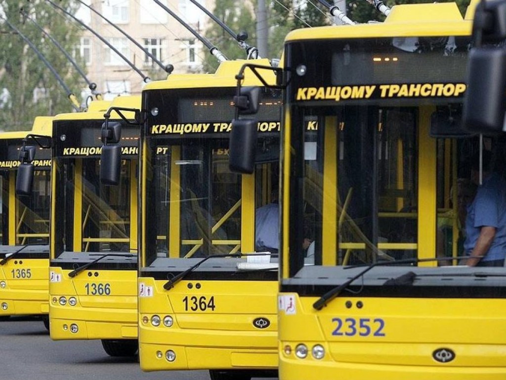 В Киеве общественный транспорт на Пасху будет работать дольше &#8212; КГГА