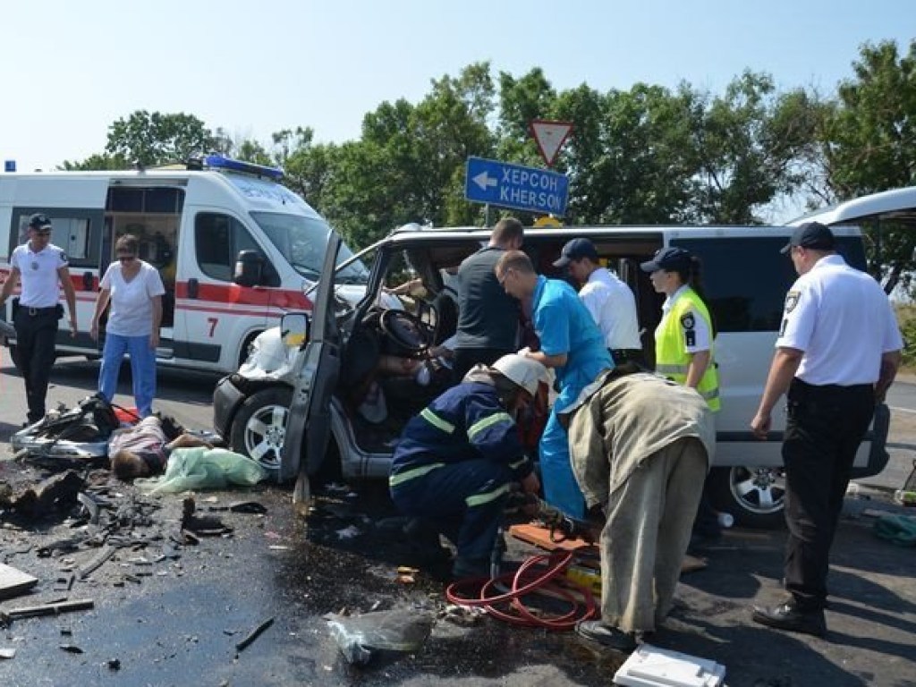 Страшное ДТП в Николаевской области: водителю грузовика грозит 10 лет тюрьмы