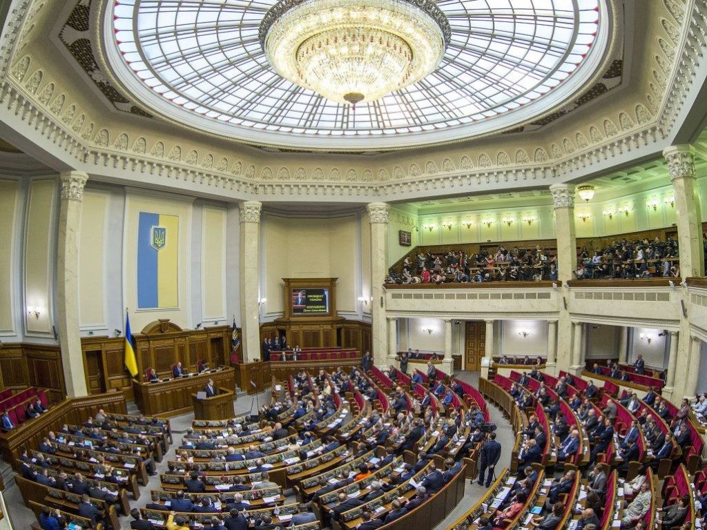 При голосовании за языковой закон значительная часть депутатов попала в ловушку Порошенко &#8212;  политолог