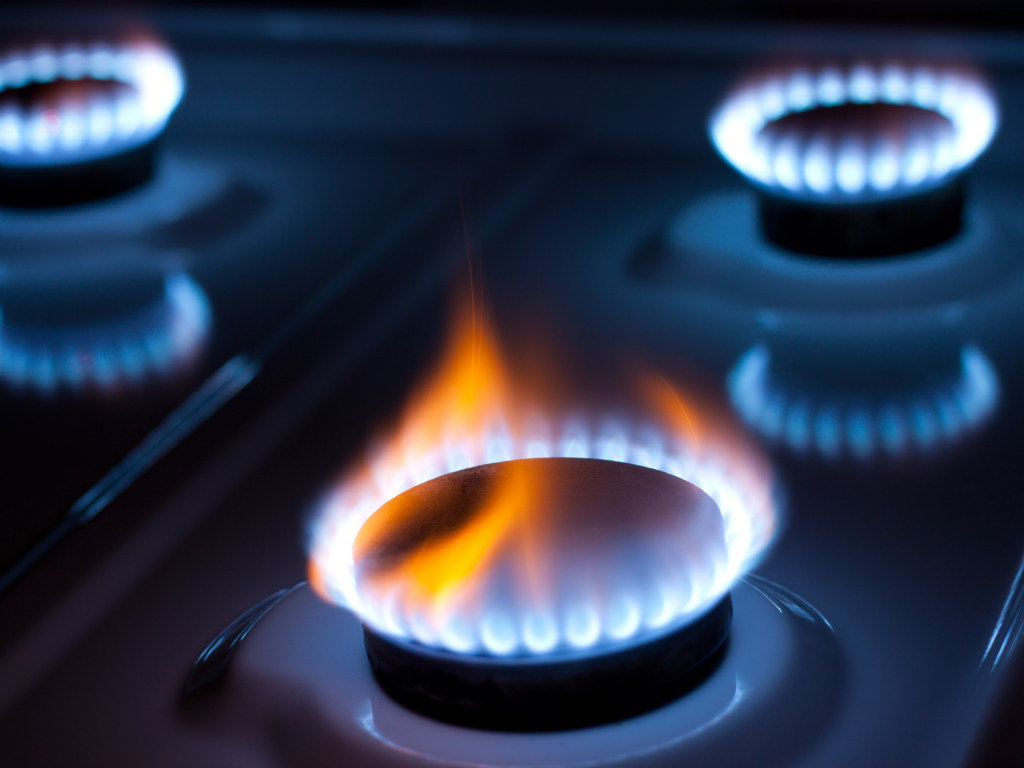Снижение стоимости газа для украинцев не обязательно изменит тарифы на отопление и горячую воду &#8212; экономист