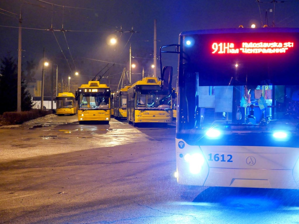 Пасхальная ночь: в Киеве решили продлить работу общественного транспорта
